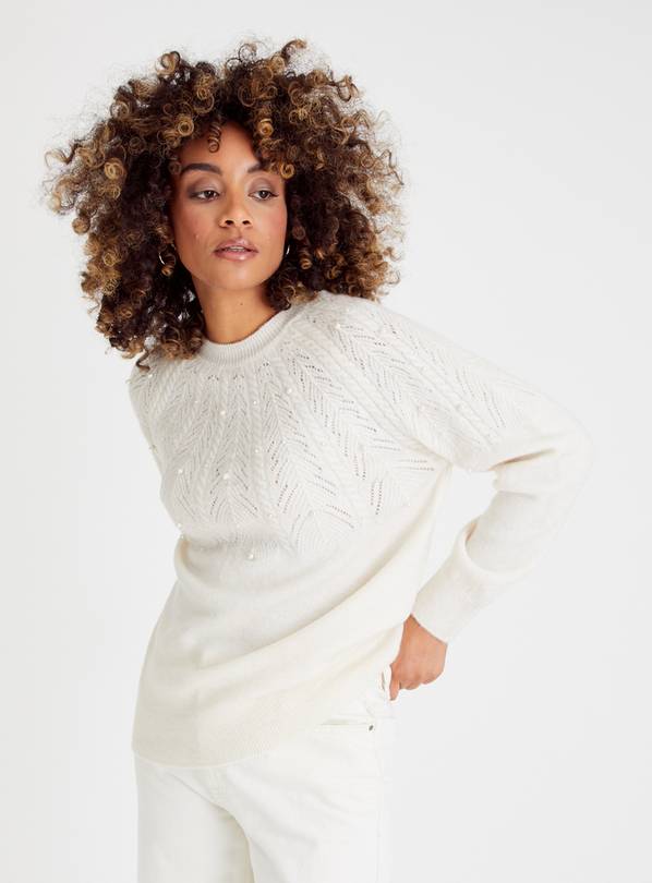 Knitwear with clearance pearls