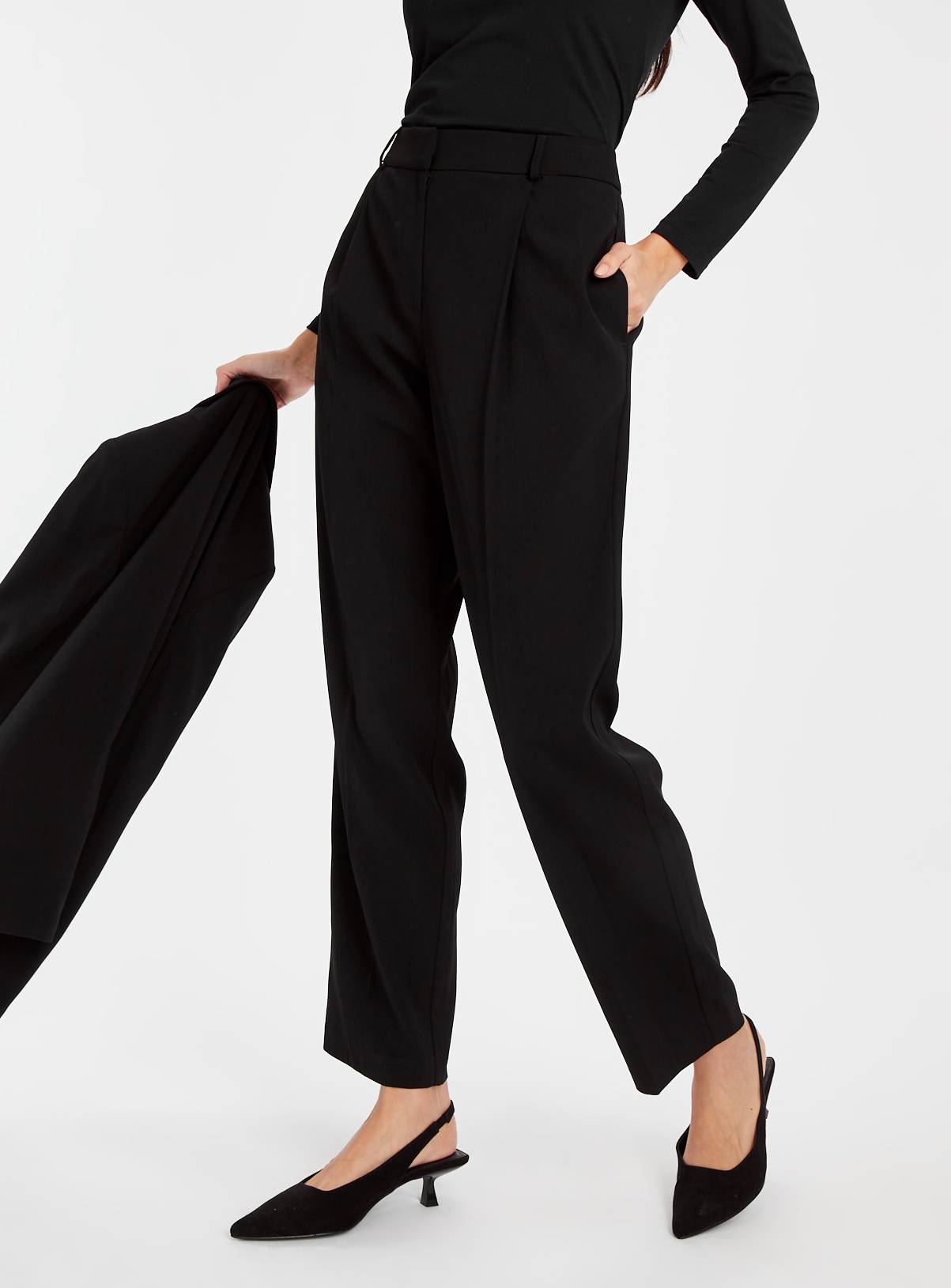 Black Pleated Straight Leg Trousers 18R - Image 1