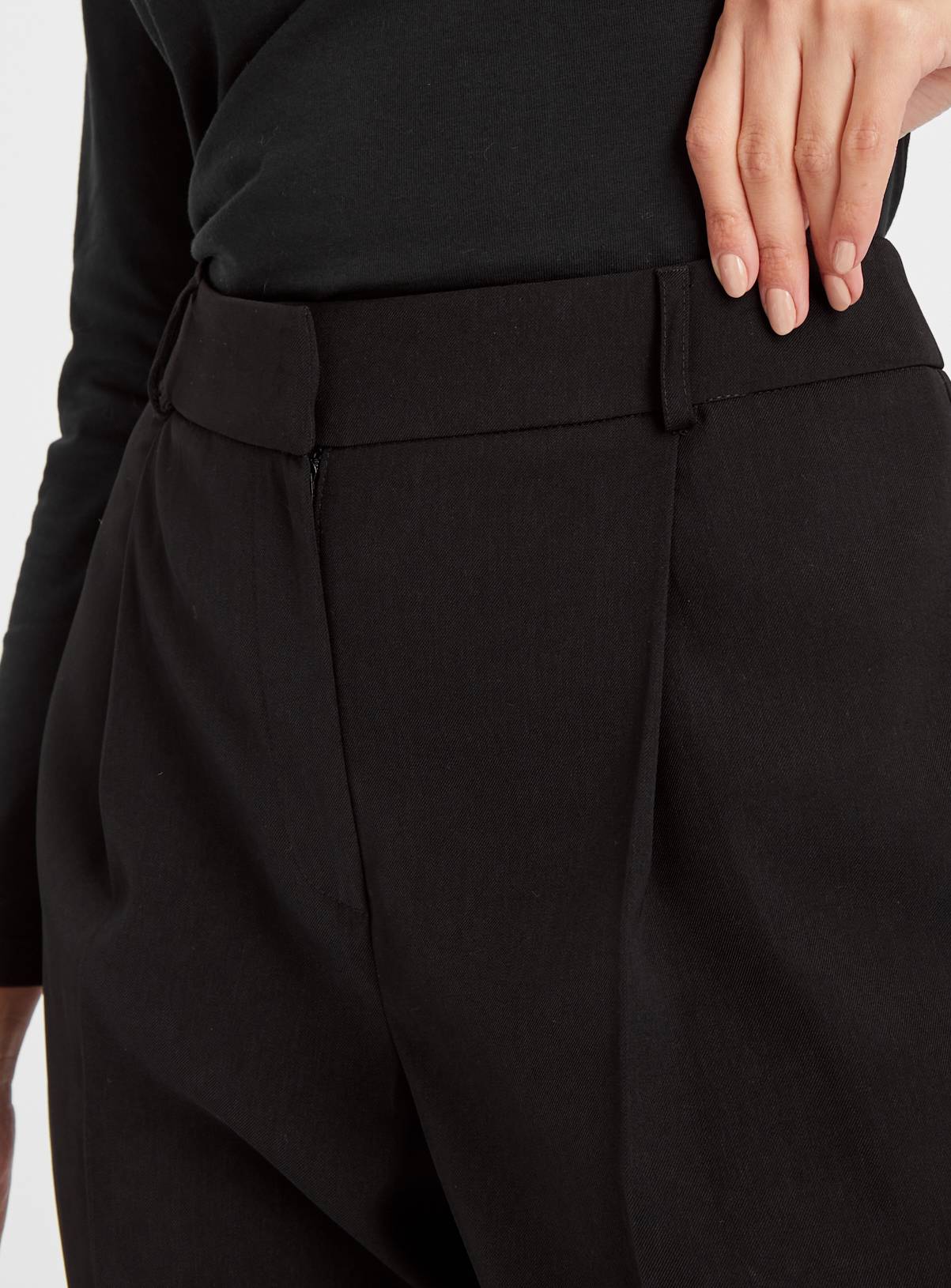 Black Pleated Straight Leg Trousers 18R - Image 3