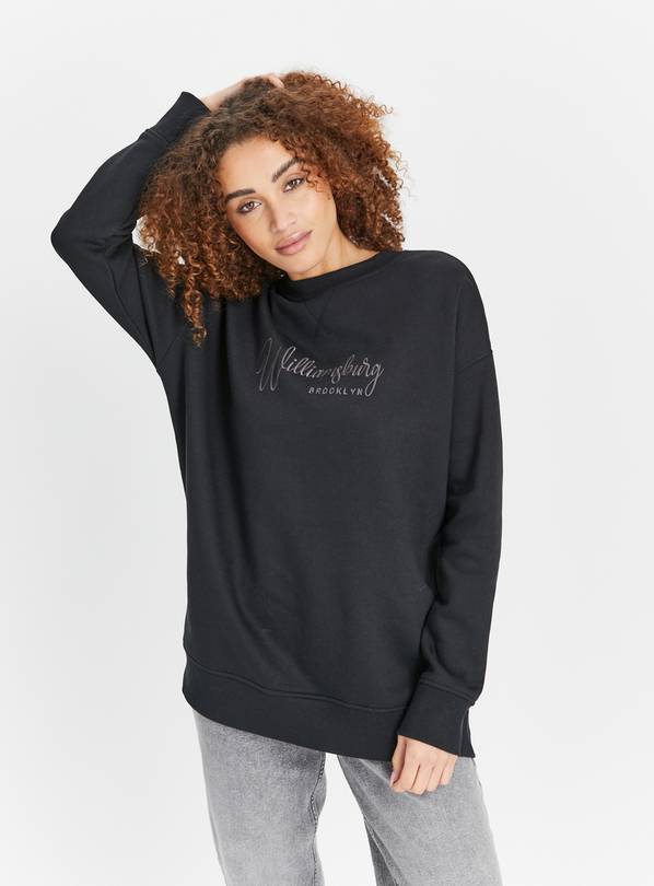 Black Williamsburg Embroidered Sweatshirt XL