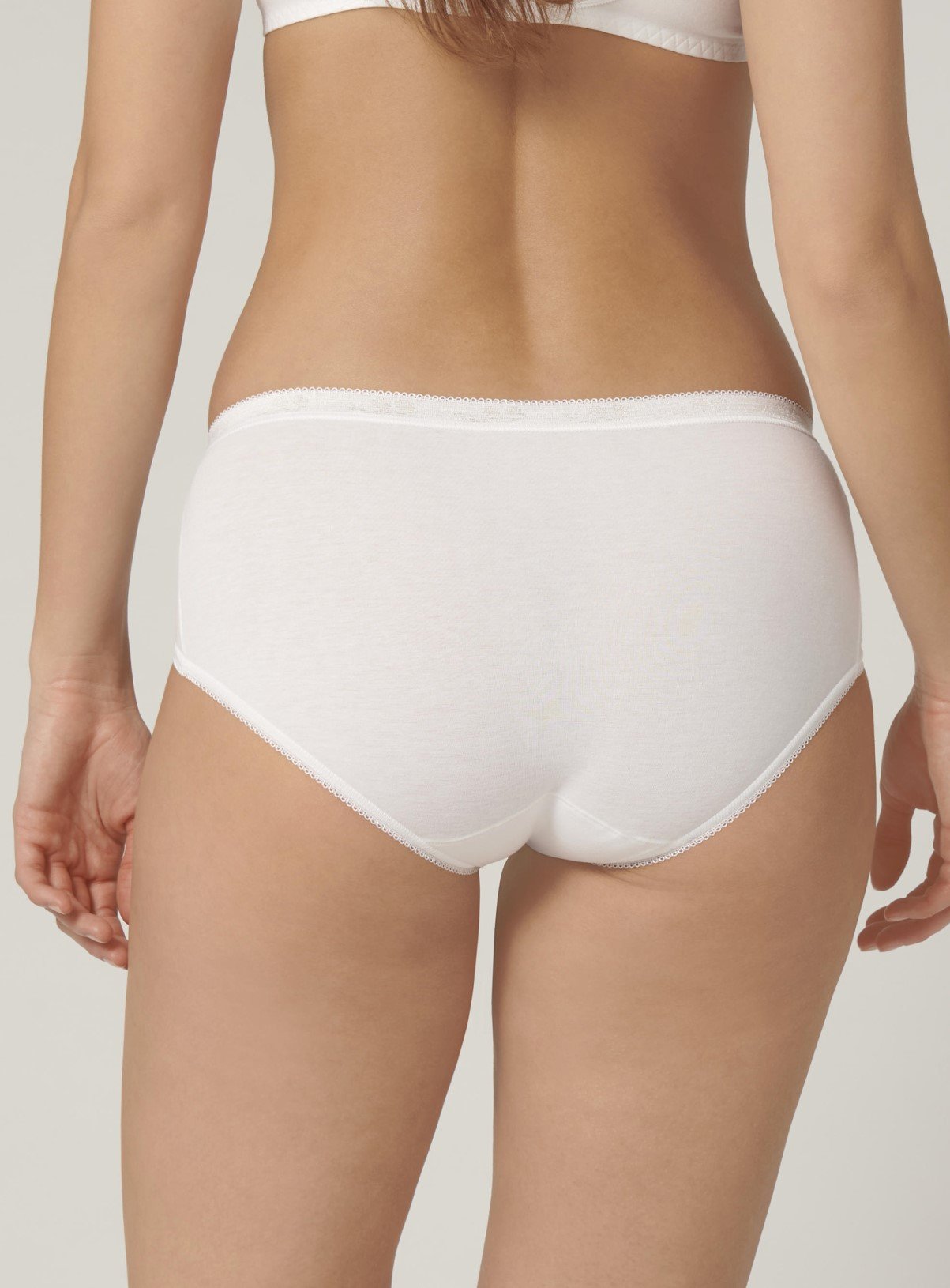SLOGGI Basic+ Midi 3 Pack White 22 - Image 3 thumbnail