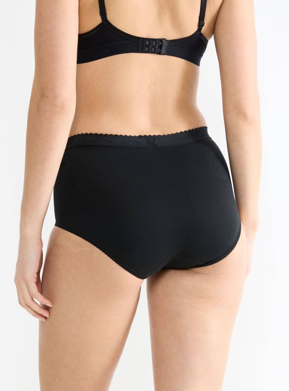 SLOGGI Control Maxi Knickers 2 Pack Black 12 - Image 3