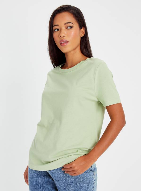 Buy Green Regular Fit T-Shirt 8 | T-shirts | Argos