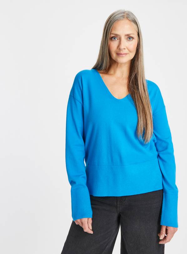 Cheap v sales neck jumpers