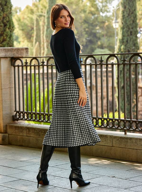 Buy SOSANDAR Boatneck Houndstooth Fit N Flare Knit Dress 6