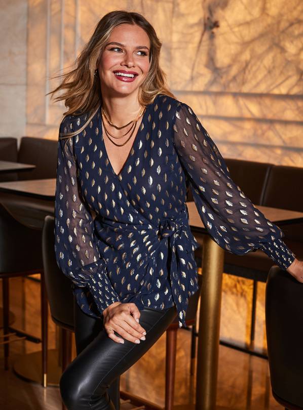 SOSANDAR Jacqaurd Wrap Top 10
