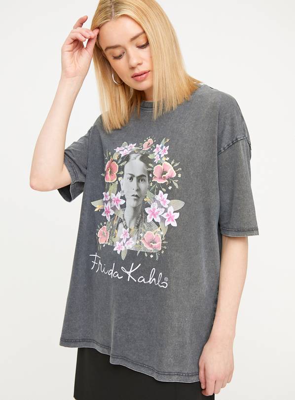 Frida Kahlo Graphic Print Oversized T-Shirt 10