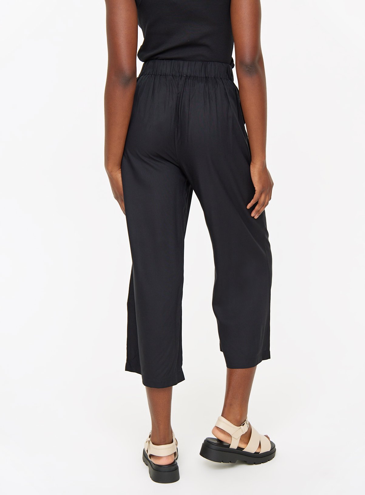 Black Woven Cropped Trousers  10 - Image 4 thumbnail