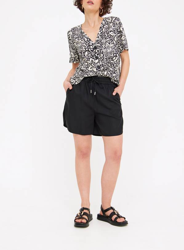 Black TENCEL™ Lyocell Pull On Shorts 10