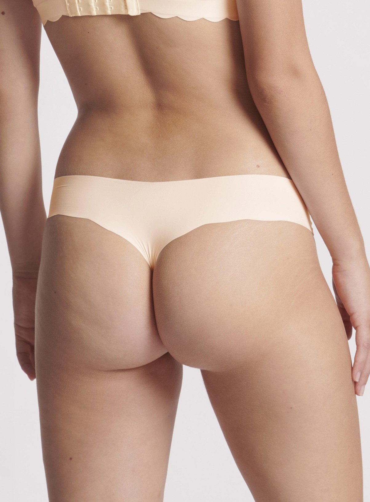 SLOGGI Zero Microfibre 2.0 Hipstring 2 Pack Cream L - Image 3 thumbnail