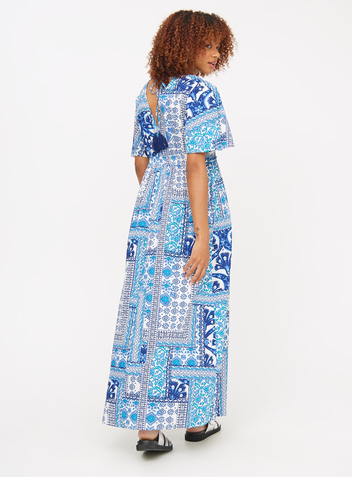Blue Tile Print Maxi Dress 10S - Image 4 thumbnail