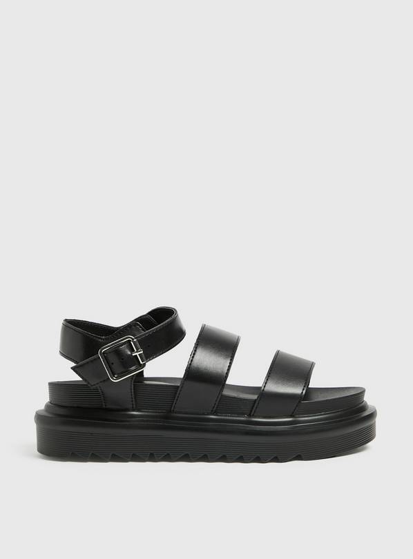 Black Chunky Platform Sandals  1