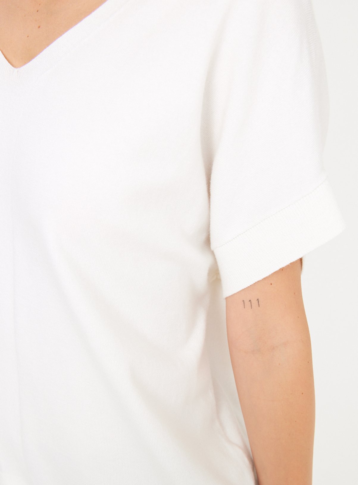 Cream Soft Touch V Neck T-Shirt 18 - Image 3 thumbnail