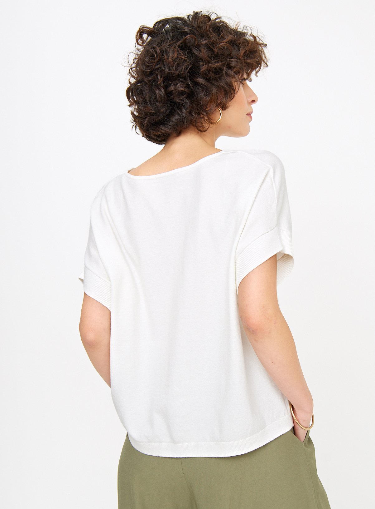 Cream Soft Touch V Neck T-Shirt 18 - Image 4 thumbnail