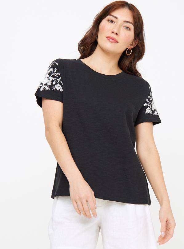 Black Embroidered Sleeve T-Shirt 18