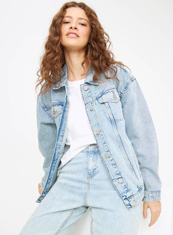 Light-Wash Denim Oversized Jacket 22