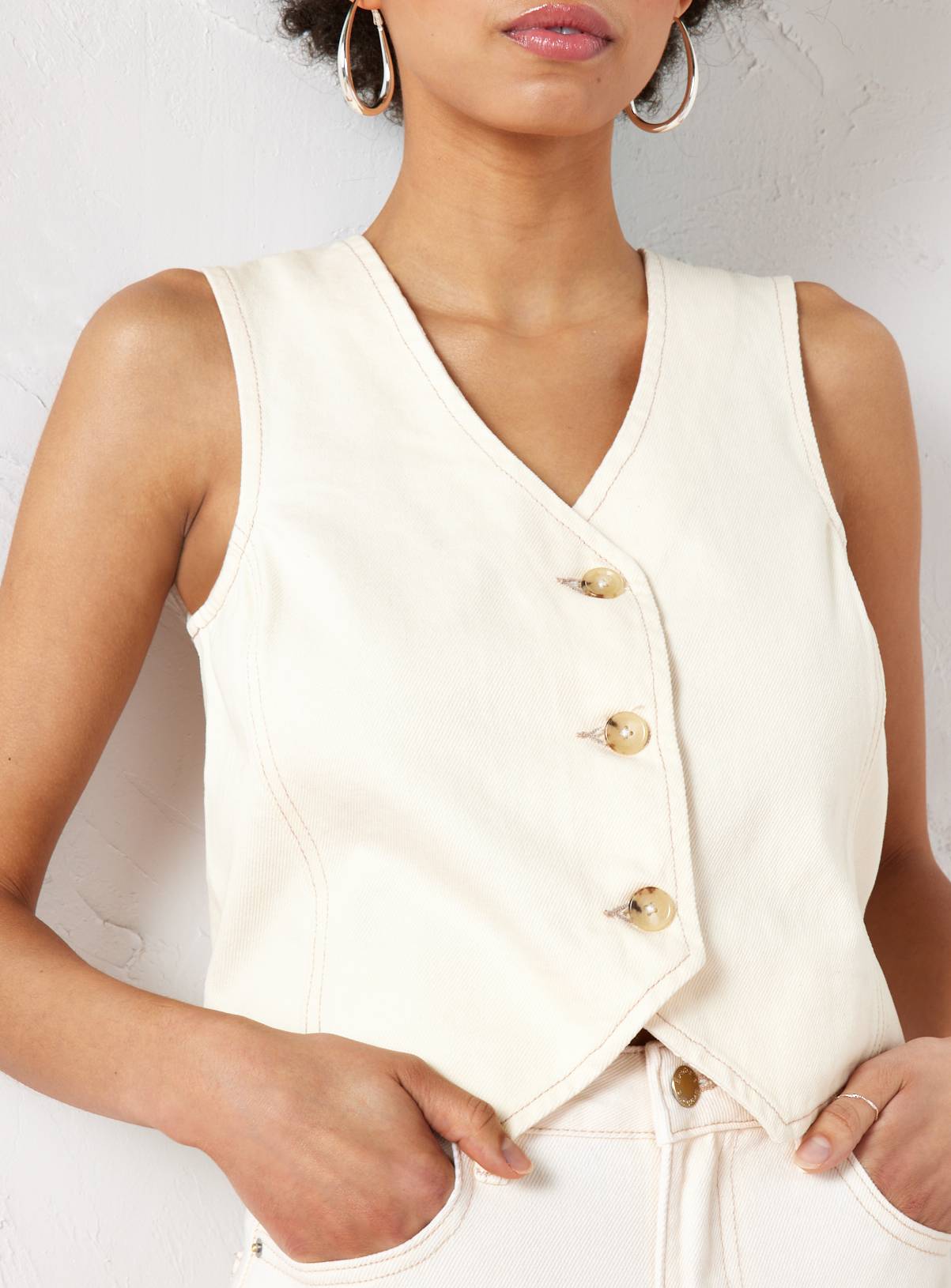 EVERBELLE Ecru Denim Waistcoat 12 - Image 3