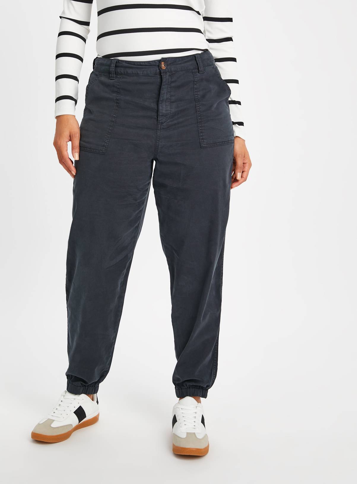 Black Tea Dye Tapered Leg Trousers 20S - Image 1