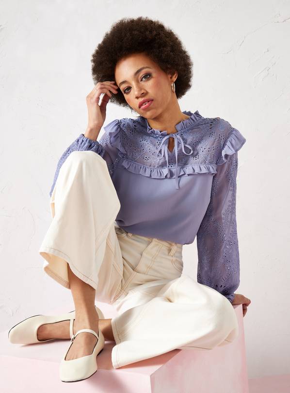 EVERBELLE Blue Broderie Chiffon Tie Neck Blouse 8
