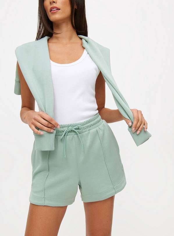 Green Elevated Coord Runner Shorts L