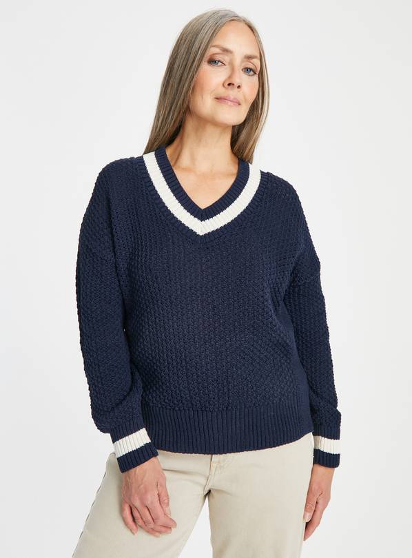 Navy Pointelle V Neck Jumper  16