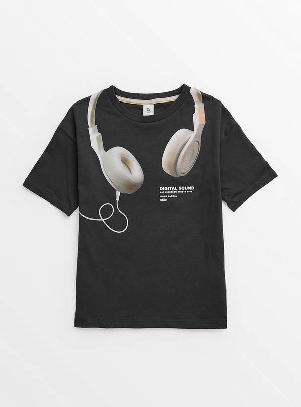 Black Headphones Graphic T-Shirt 7 years