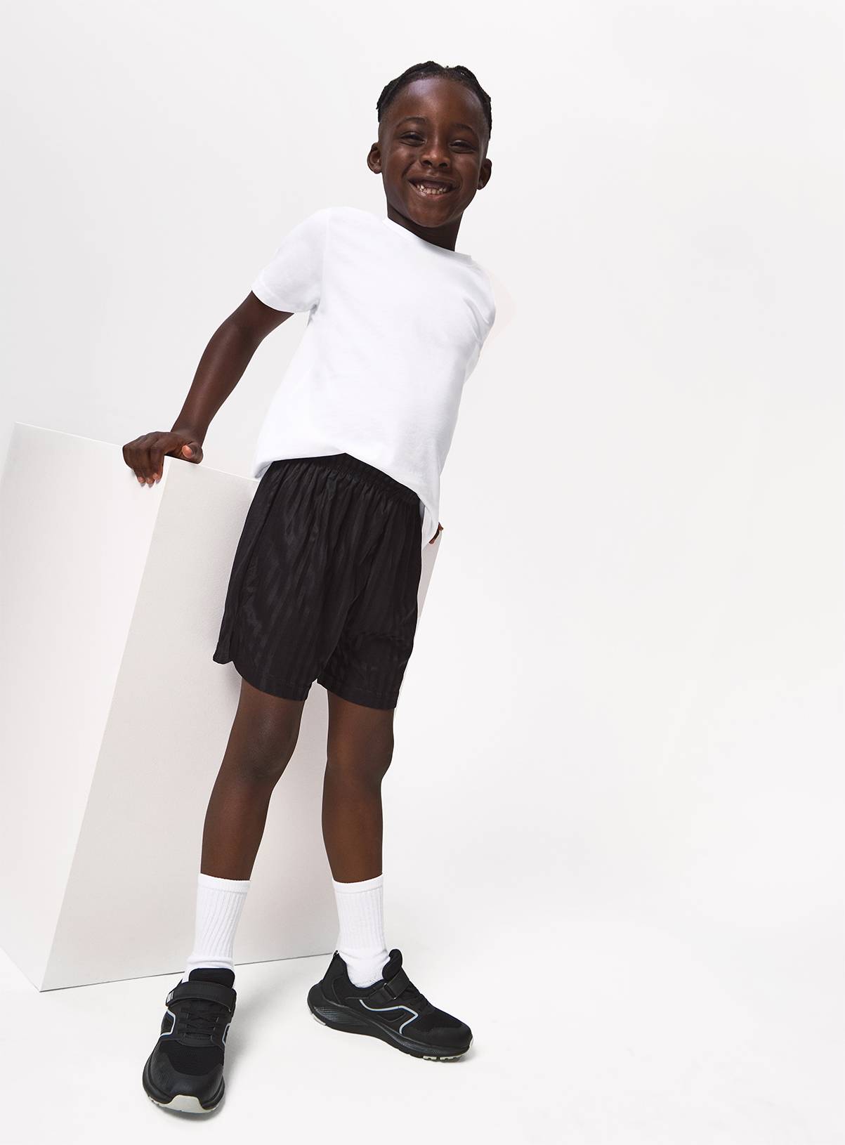 Perfect White Cotton Crew Neck Short Sleeve Unisex Tees 3 Pack 5 years - Image 4
