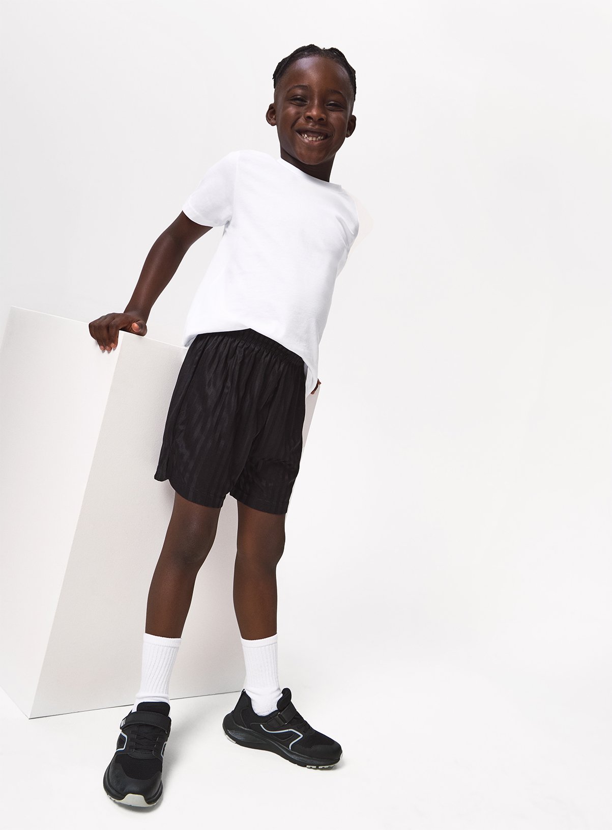 Perfect White Cotton Crew Neck Short Sleeve Unisex Tees 3 Pack 10 years - Image 4 thumbnail