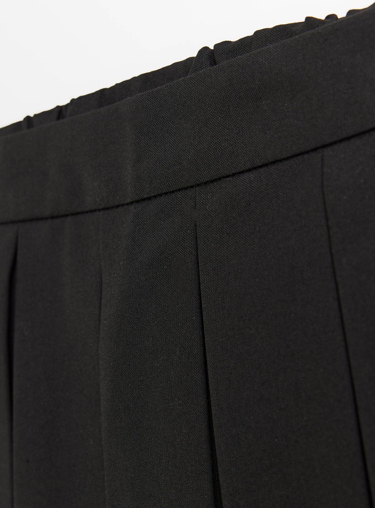4 Pack Black Pleated Skirts 4 years - Image 3