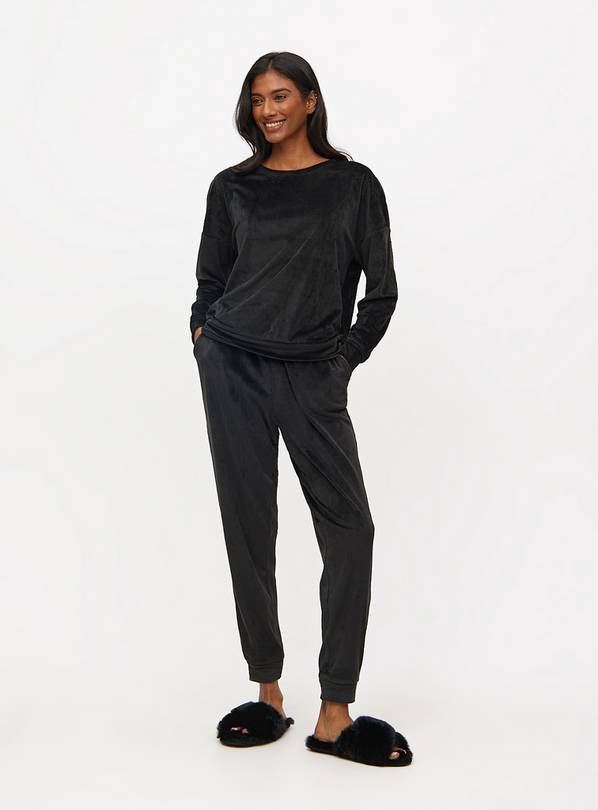 Black Ribbed Slinky Long Sleeve Pyjamas 10