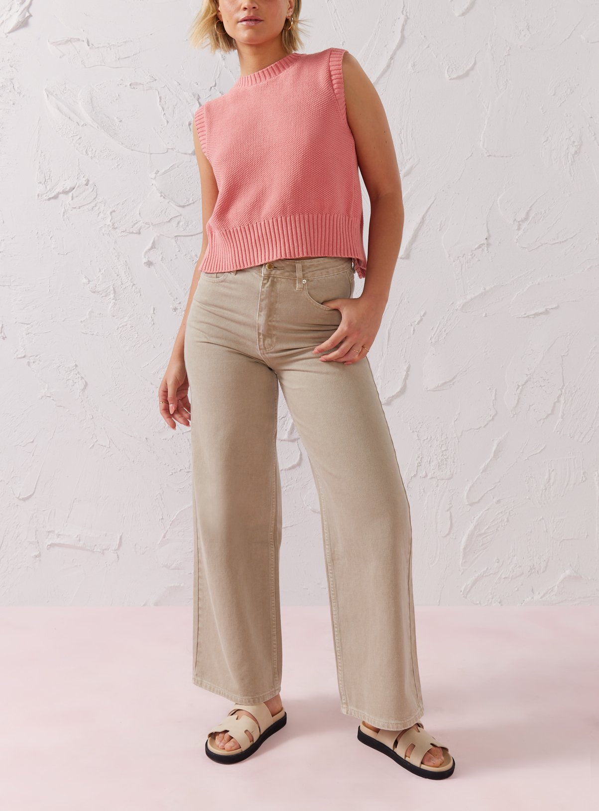 EVERBELLE Stone Wash Wide Leg Denim Jeans  16 - Image 2 thumbnail