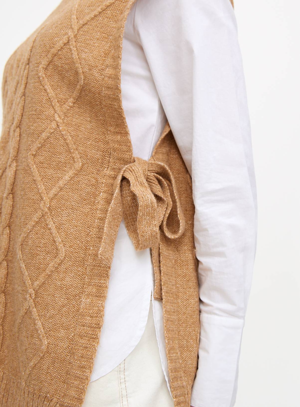 Oatmeal Cable Knit Tie Side Vest 8 - Image 3