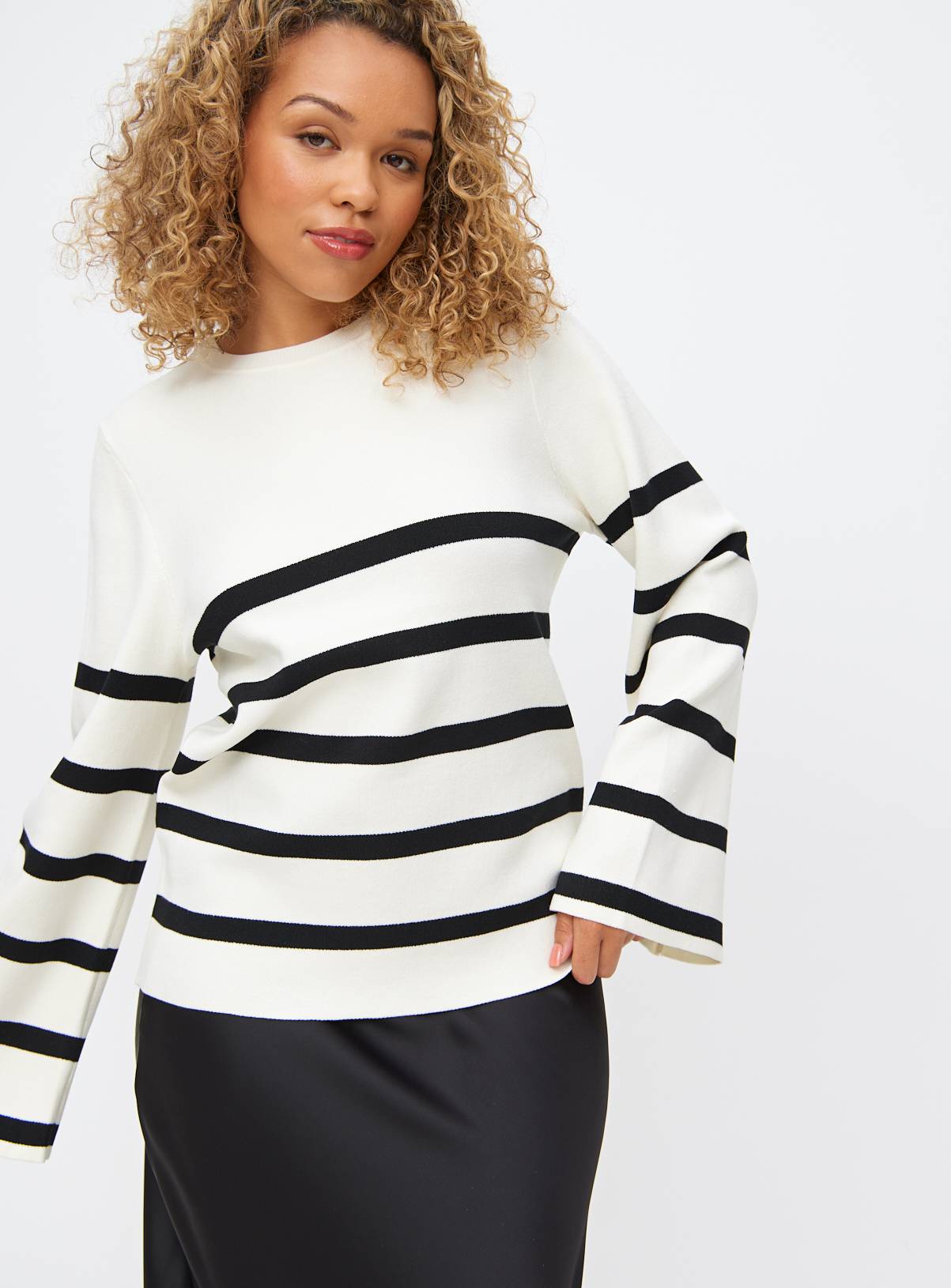 White Relaxed Stripe Crew Neck Jumper 10 - Image 1