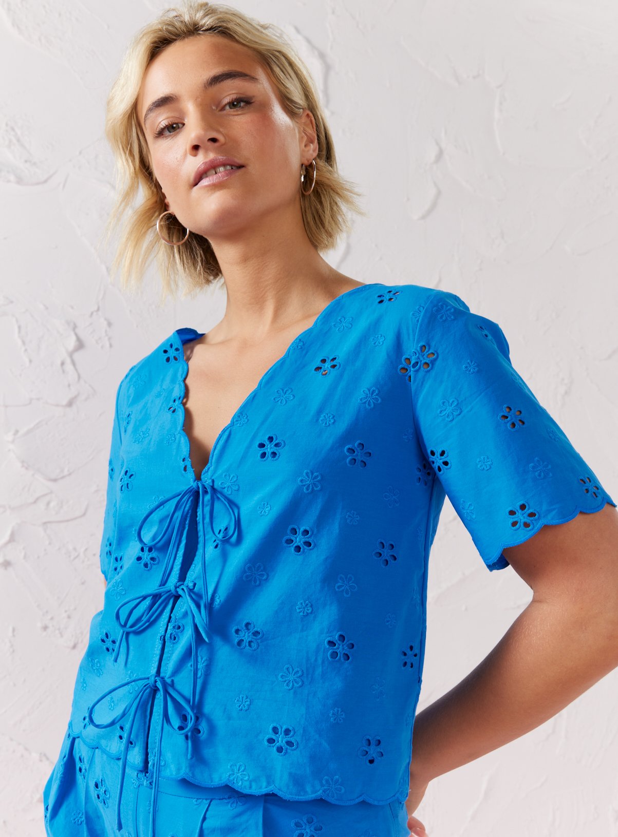 EVERBELLE Cobalt Blue Broderie Boxy Blouse