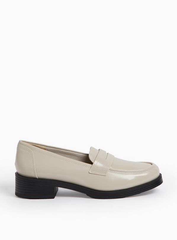 Cream Faux Leather Heeled Loafers  3