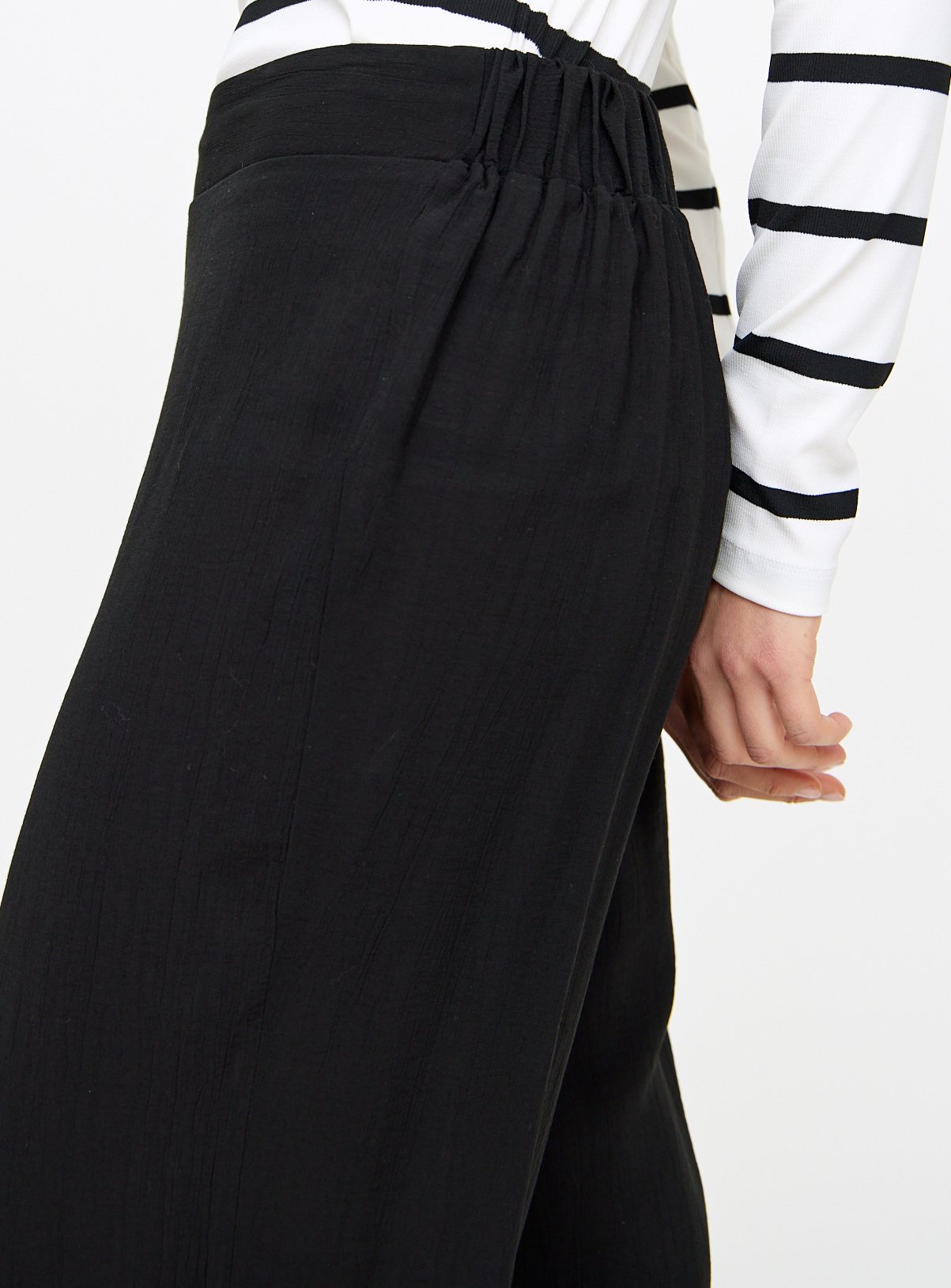 Black Crinkle Wide Leg Trousers 12 - Image 4 thumbnail