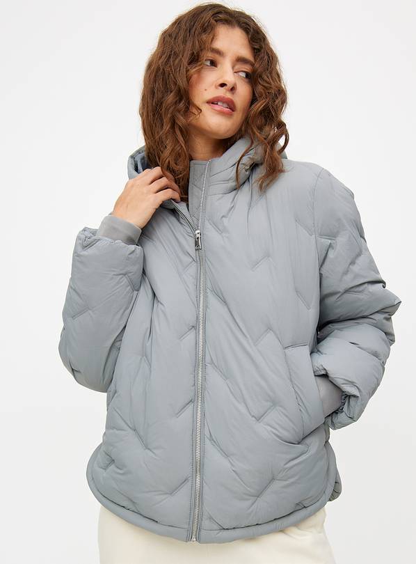 Short padded hooded jacket online