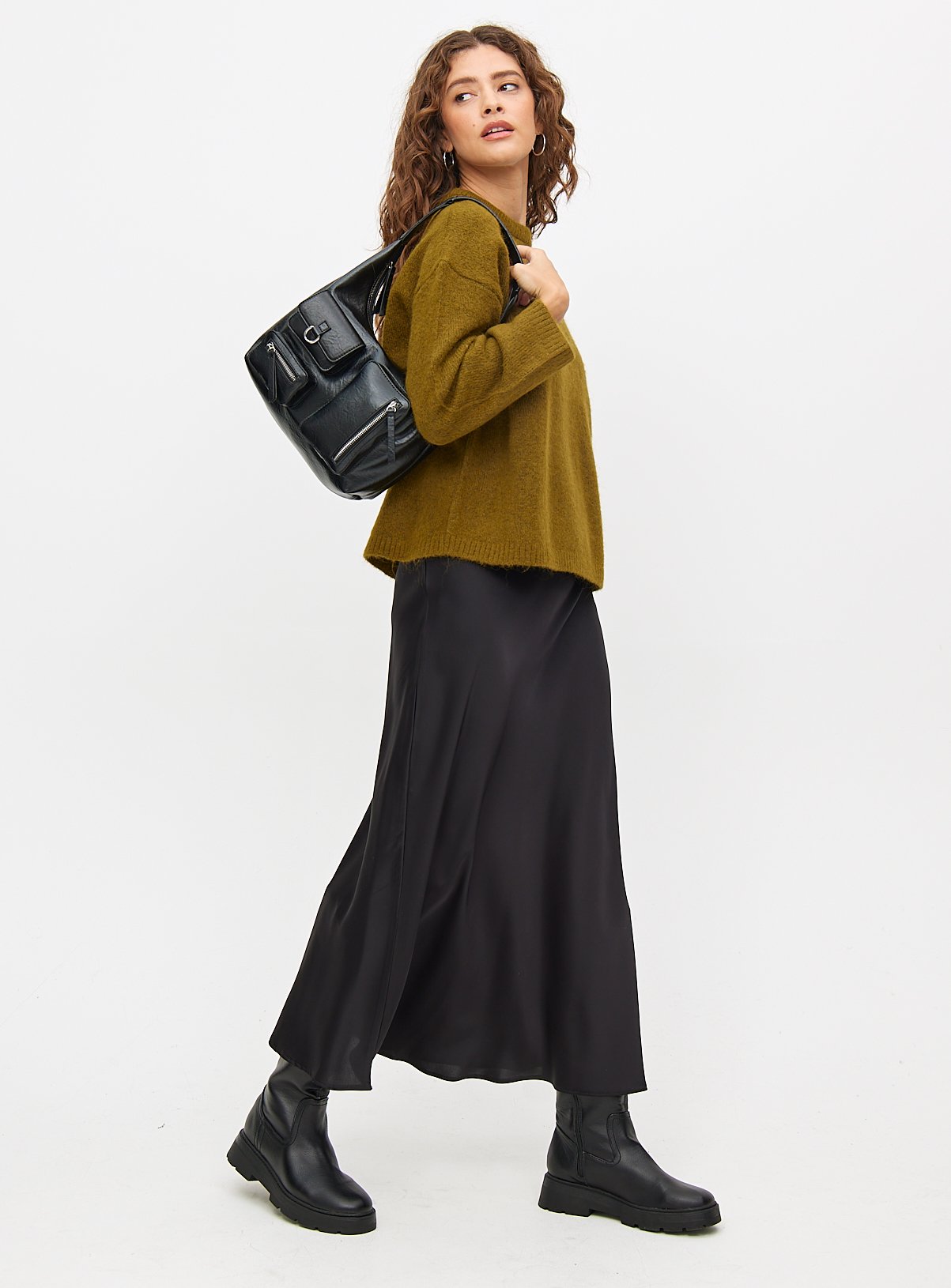 Green Relaxed Crew Neck Jumper  8 - Image 3 thumbnail