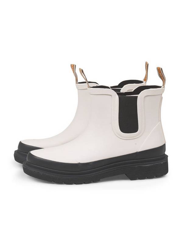 ILSE JACOBSEN Rubber Chelsea Boot 8