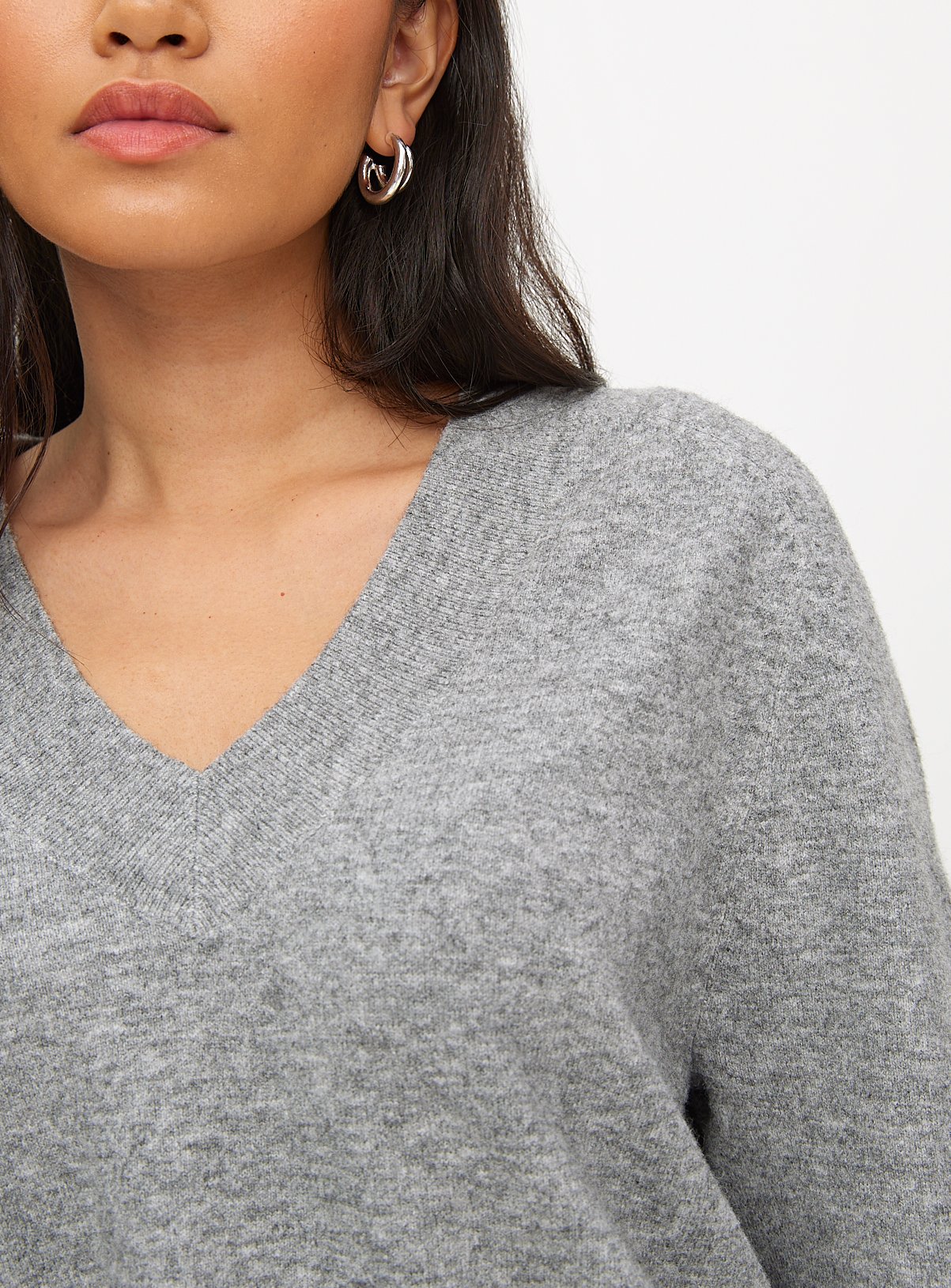 Grey V Neck Cosy Yarn Relaxed Jumper  10 - Image 3 thumbnail