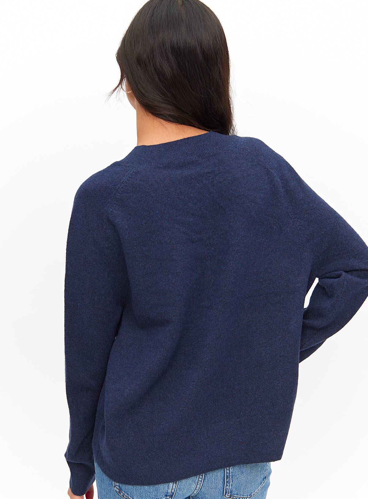 Navy V Neck Cosy Yarn Relaxed Jumper  22 - Image 4