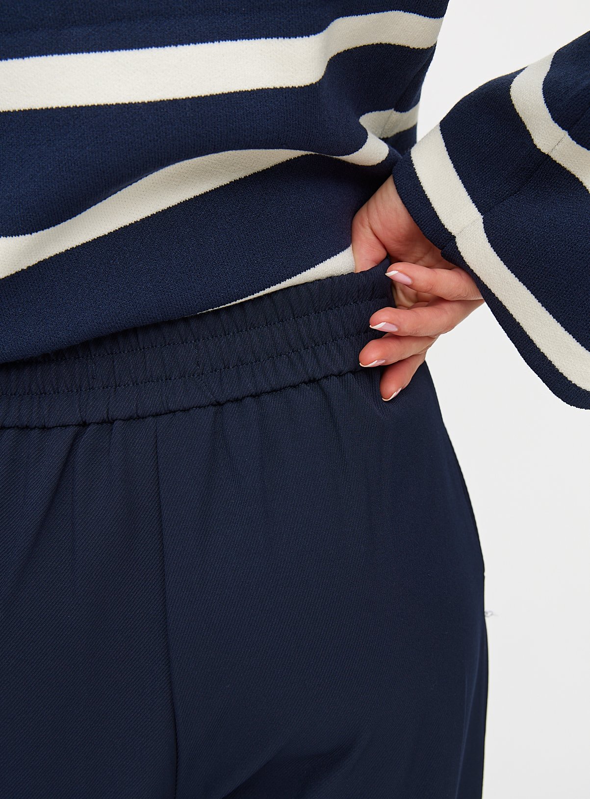 Navy Pleat Front Wide Leg Trousers  18L - Image 3 thumbnail