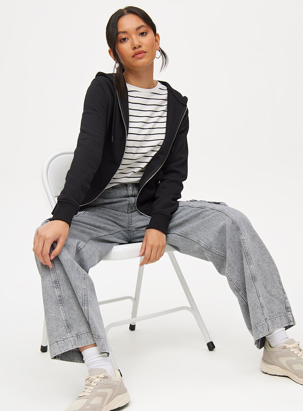 Black Zip-Through Coord Hoodie XL - Image 2 thumbnail