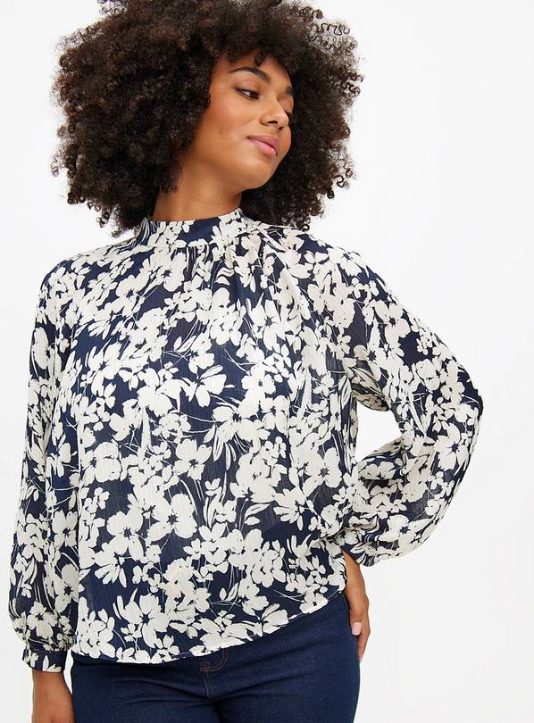 Navy & White Floral Raglan Sleeve Blouse 18