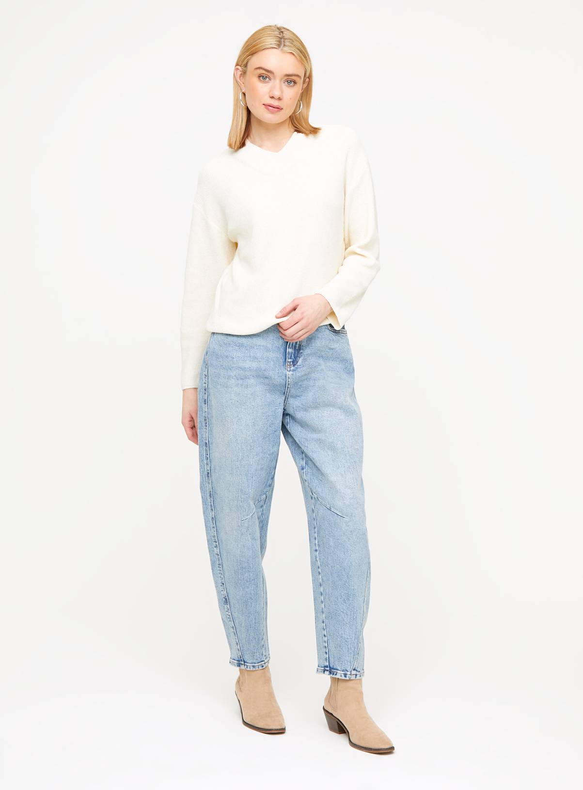 White High V Neck Jumper 20 - Image 2