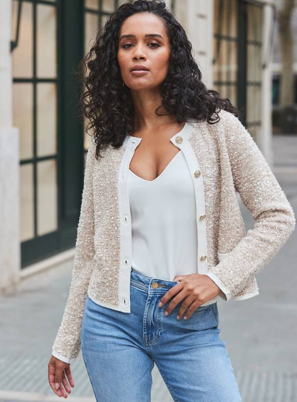 Boxy Bouclé Knit Cardigan