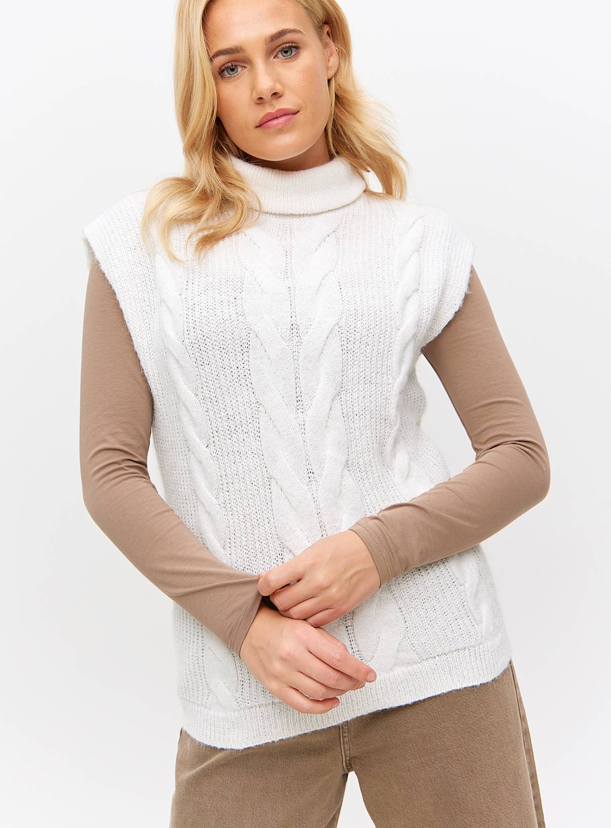  White Roll Neck Cable Knitted Tank 12 - Image 1