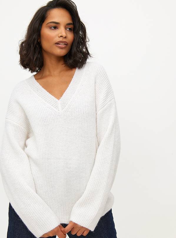 White V Neck Knitted Jumper 10