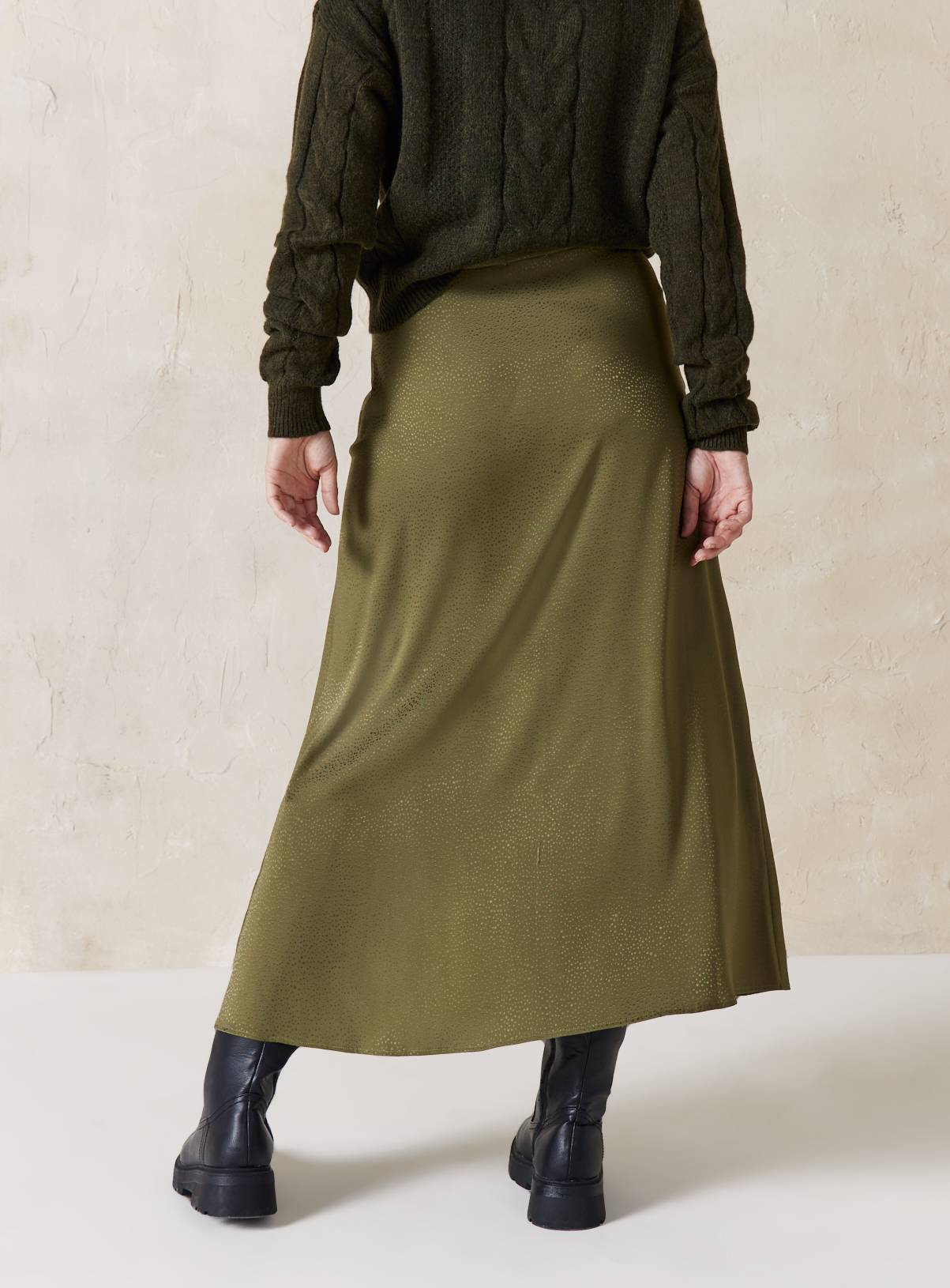 EVERBELLE Khaki Jaquard Satin Slip Skirt 12 - Image 4
