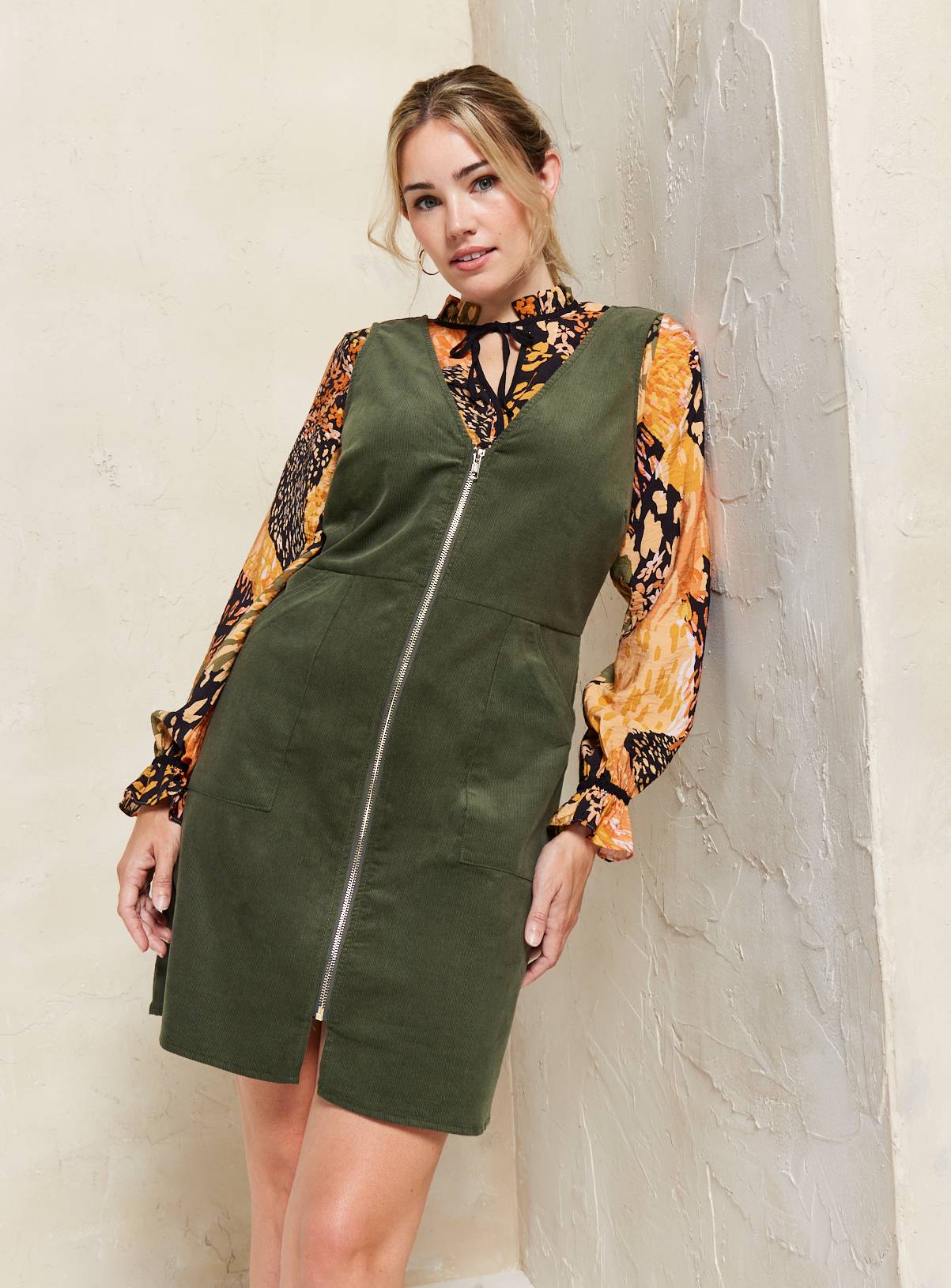 EVERBELLE Khaki Corduroy Mini Pinafore Dress 18 - Image 3